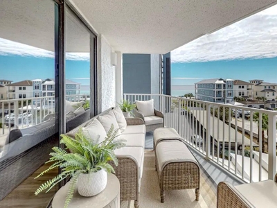 2 bedroom luxury Apartment for sale in Miramar Beach, Florida