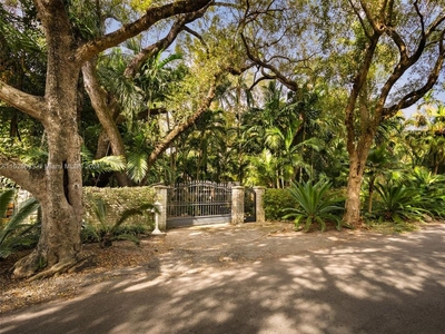 3 bedroom luxury Villa for sale in Coconut Grove, Florida