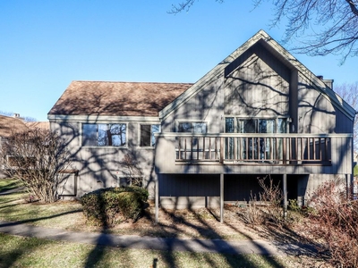 Luxury Apartment for sale in Stratford, Connecticut