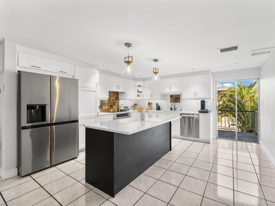 Luxury Townhouse for sale in Hialeah, Florida