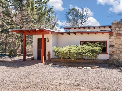 3 bedroom luxury Detached House for sale in Santa Fe, New Mexico