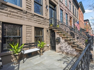 5 bedroom luxury Townhouse for sale in Hoboken, New Jersey