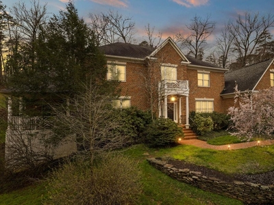 Luxury House for sale in Oakton, Virginia