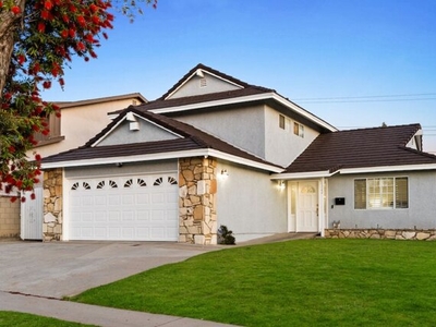 Home For Sale In Carson, California