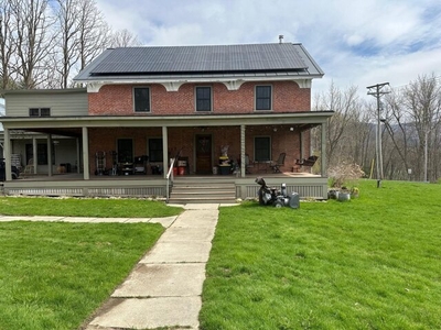 Home For Sale In Richmond, Vermont
