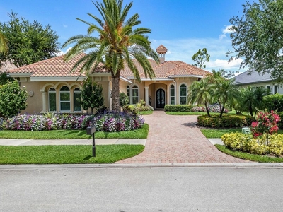 Luxury 3 bedroom Detached House for sale in Naples, Florida
