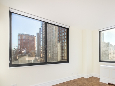 145 West 67th Street, New York, NY, 10023 | 3 BR for rent, apartment rentals