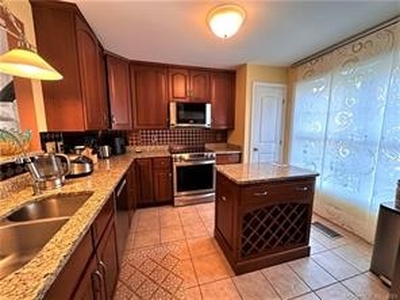 15 Freedom, East Lyme, CT, 06357 | 4 BR for sale, Condo sales