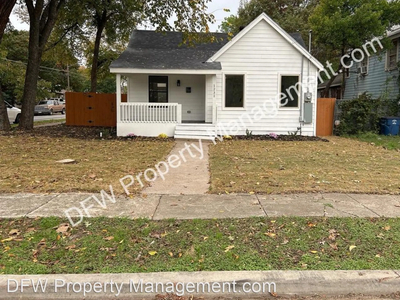 1231 S Edgefield Ave, Dallas, TX 75208 - House for Rent