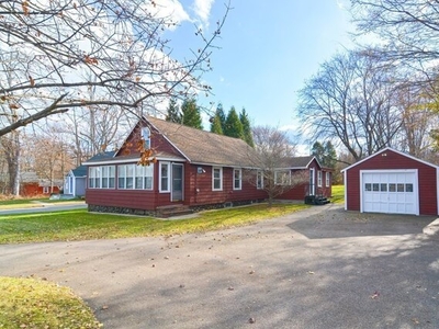 Home For Sale In Mendon, Massachusetts