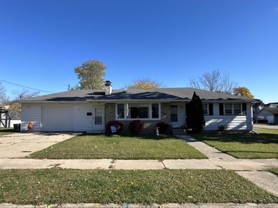 Home For Sale In Menominee, Michigan