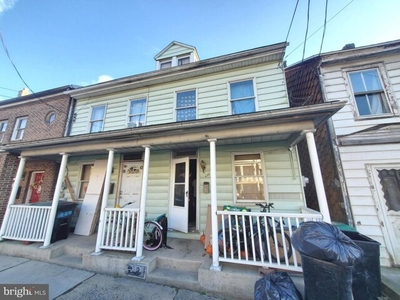 Home For Sale In New Philadelphia, Pennsylvania