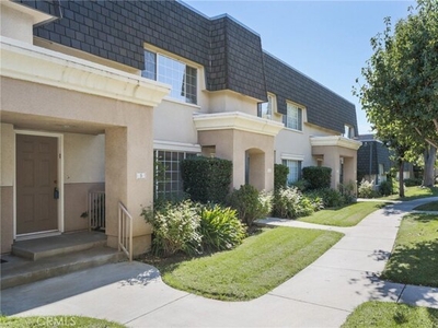 Home For Sale In Reseda, California