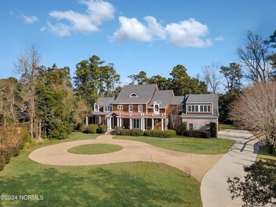 5 bedroom luxury House for sale in Wilmington, North Carolina