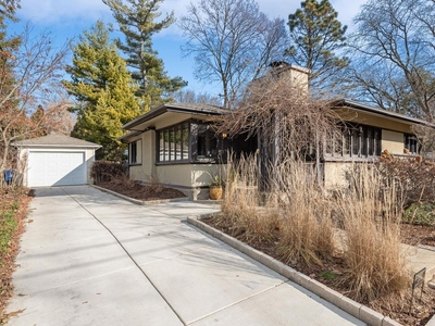 3 bedroom luxury Detached House for sale in Wilmette, United States