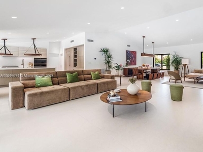 5 bedroom luxury Villa for sale in Davie, Florida