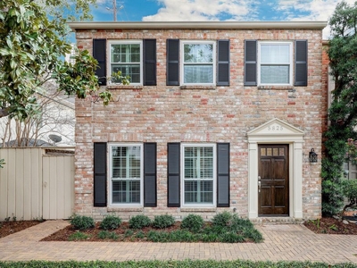 7 room luxury Townhouse for sale in Houston, Texas