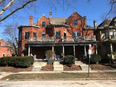 868-870 Neil Ave, Columbus, OH 43215 - Apartment for Rent