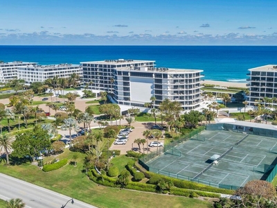 Luxury apartment complex for sale in Palm Beach, Florida