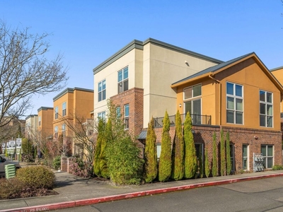 Luxury Apartment for sale in Hillsboro, Oregon