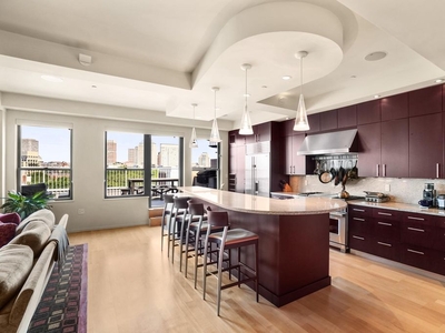4 bedroom luxury Flat for sale in Boston, United States