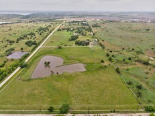 Exclusive country house for sale in 9905 Old Granbury Road, Crowley, Tarrant County, Texas