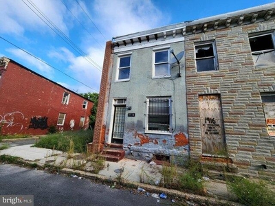 2 bedroom, Baltimore MD 21223