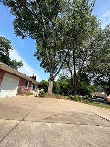 3 bedroom, Independence MO 64055