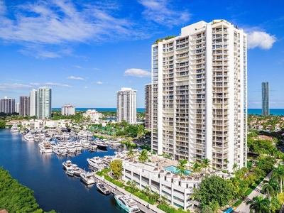 2 bedroom luxury Flat for sale in Aventura, United States