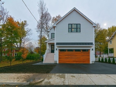 Home For Sale In Reading, Massachusetts
