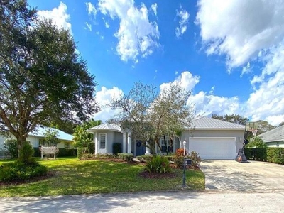 1025 White Tail Ave SW, Vero Beach, FL 32968 for Sale in Vero Beach, Florida Classified