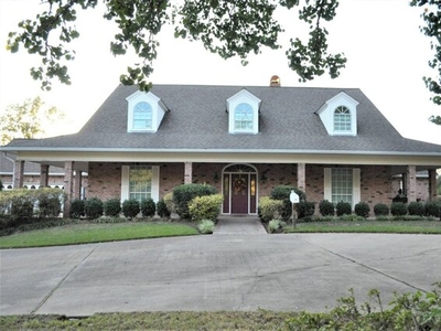 Home For Sale In Many, Louisiana