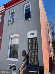 3 bedroom, Baltimore MD 21213