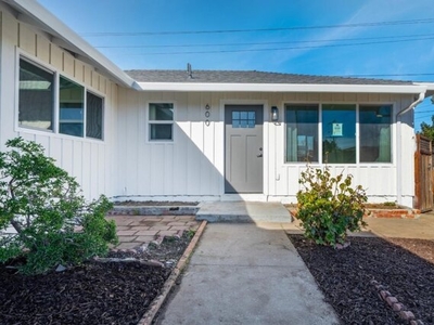 Home For Rent In Belmont, California