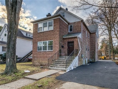Home For Rent In Greenburgh, New York