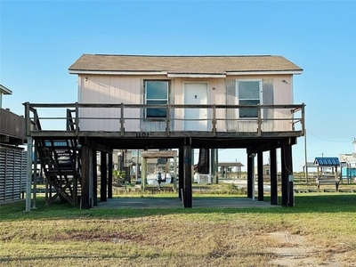 Home For Sale In Crystal Beach, Texas