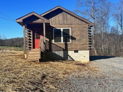 Home For Sale In Elizabethton, Tennessee