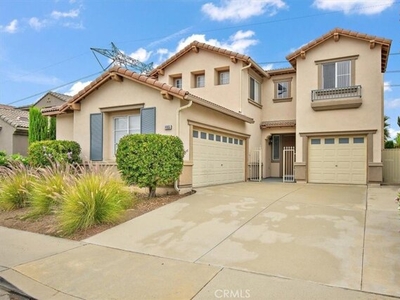 Home For Sale In Fontana, California