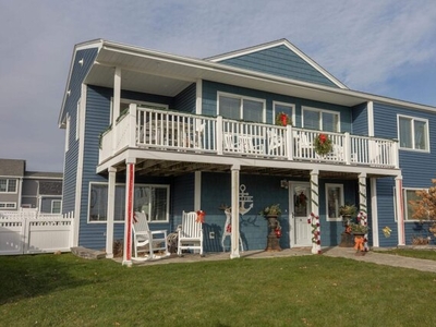 Home For Sale In Hampton, New Hampshire