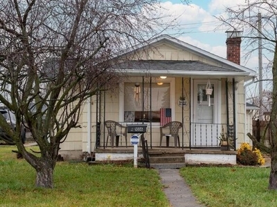 Home For Sale In Mishawaka, Indiana