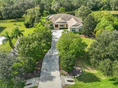 Home For Sale In Parrish, Florida
