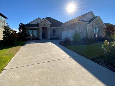 Home For Sale In Red Oak, Texas