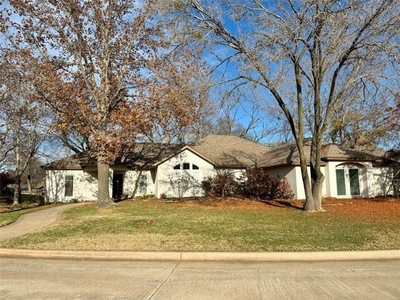 Home For Sale In Shawnee, Oklahoma