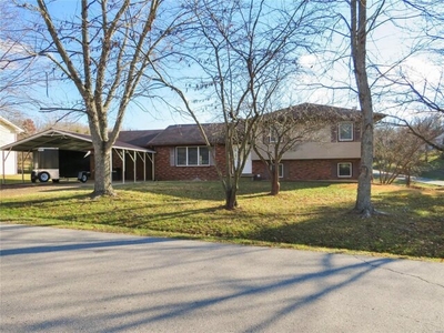 Home For Sale In Waynesville, Missouri