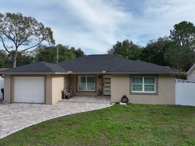 12329 WOODLEIGH AVENUE, Tampa, FL 33612