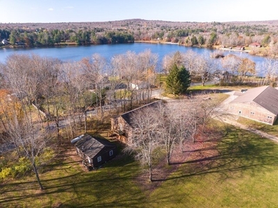 Home For Sale In Hinsdale, Massachusetts
