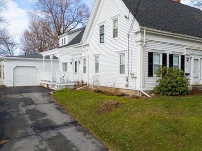 Home For Sale In Thomaston, Maine