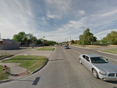 1262 N Hillside Ave, Wichita, KS 67208