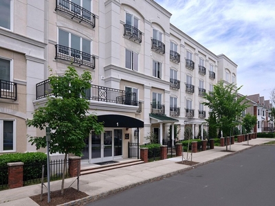 3 bedroom luxury Apartment for sale in Robbinsville, New Jersey