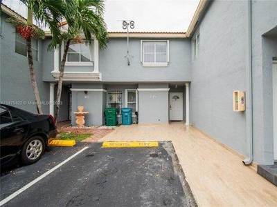 3 bedroom, Miami FL 33182